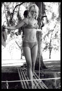 Brigitte Bardot feet photo thumbnail