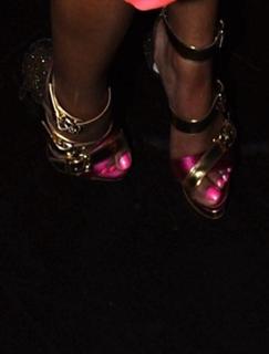 Nicki Minaj feet photo thumbnail