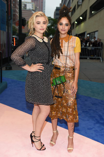 Chloë Grace Moretz feet photo thumbnail