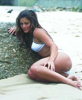 Juliana Paes feet photo thumbnail