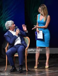 Diletta Leotta feet photo thumbnail