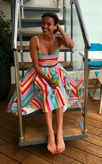 Melanie Sykes feet photo thumbnail