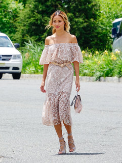 Jamie Chung feet photo thumbnail