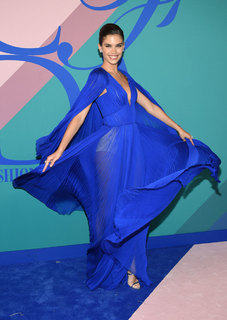Sara Sampaio feet photo thumbnail