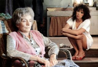 Isabelle Adjani feet photo 3