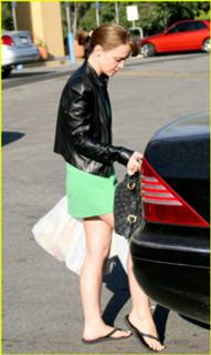 Christina Ricci feet photo thumbnail