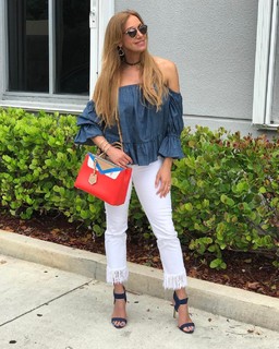 Lili Estefan feet photo thumbnail