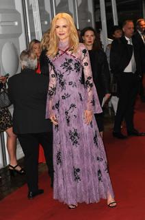 Nicole Kidman feet photo thumbnail