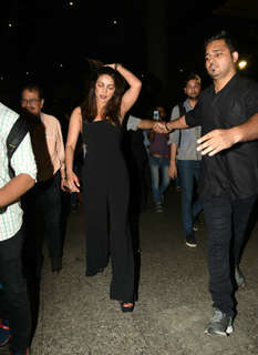 Priyanka Chopra Jonas feet photo thumbnail