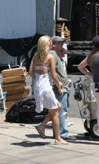 Kate Hudson feet photo thumbnail