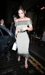 Lily James feet photo thumbnail