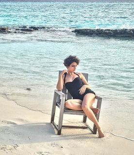 Fatima Sana Shaikh feet photo 2