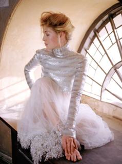 Rosamund Pike feet photo thumbnail