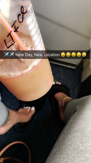 Jilly Anais feet photo thumbnail