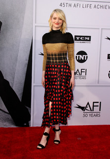 Emma Stone feet photo thumbnail