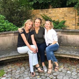 Naomi Watts feet photo thumbnail