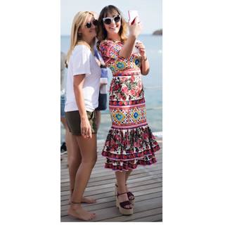 Pinar Altug feet photo thumbnail