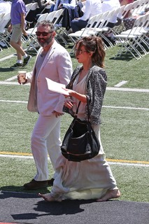 Kate Beckinsale feet photo thumbnail