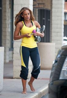 Mel B feet photo thumbnail
