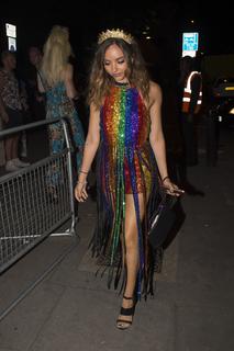 Jade Thirlwall feet photo thumbnail