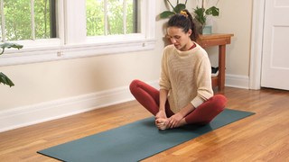 Adriene Mishler feet photo thumbnail
