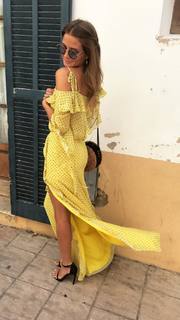 Millie Mackintosh feet photo thumbnail