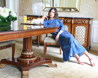 Alison Brie feet photo thumbnail