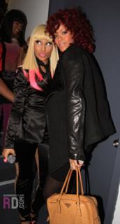 Nicki Minaj feet photo thumbnail