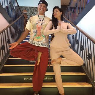 Nicole Scherzinger feet photo thumbnail