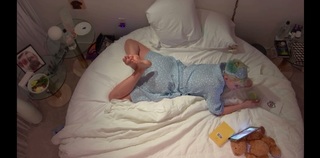 Katy Perry feet photo thumbnail