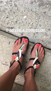 Cristina Ferreira feet photo thumbnail