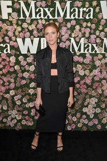 Brittany Snow feet photo thumbnail