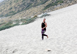 Ronda Rousey feet photo thumbnail