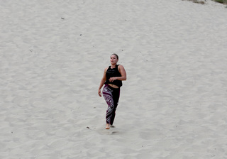 Ronda Rousey feet photo thumbnail