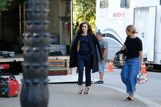 Lily Collins feet photo thumbnail