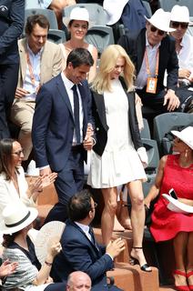 Nicole Kidman feet photo thumbnail
