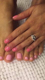 Emma Lovett feet photo thumbnail