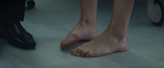 Chloë Grace Moretz feet photo thumbnail