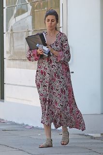 Jamie-Lynn Sigler feet photo thumbnail