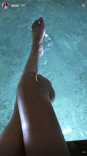 Xenia Tchoumitcheva feet photo thumbnail