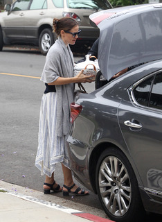 Jennifer Garner feet photo thumbnail