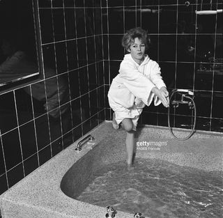 Brigitte Bardot feet photo thumbnail