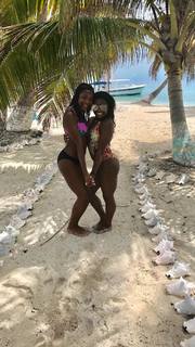 Simone Biles feet photo thumbnail