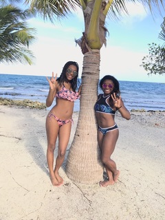 Simone Biles feet photo thumbnail