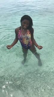 Simone Biles feet photo thumbnail