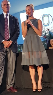 Tania Cagnotto feet photo thumbnail