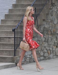 Ivanka Trump feet photo thumbnail