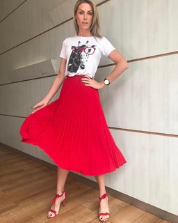 Ana Hickmann feet photo thumbnail