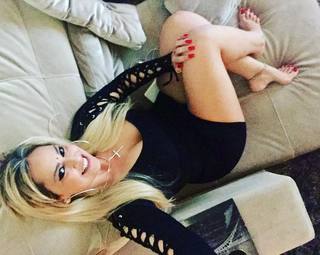 Karin Klemp feet photo thumbnail