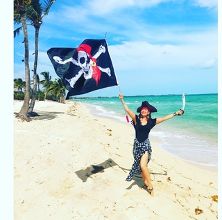 Thalía feet photo thumbnail
